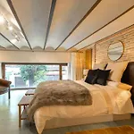 Triana Deluxe Duplex