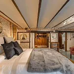 Triana Deluxe Duplex