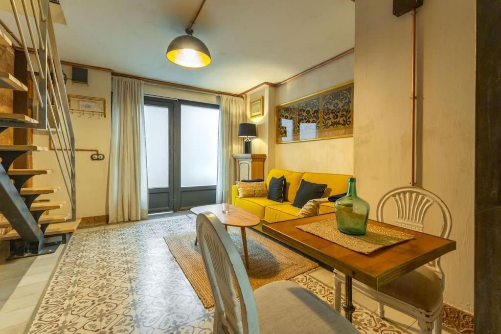 Triana Deluxe Duplex Appartement *